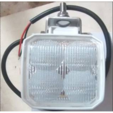 4 LUZ LED CUADRADA